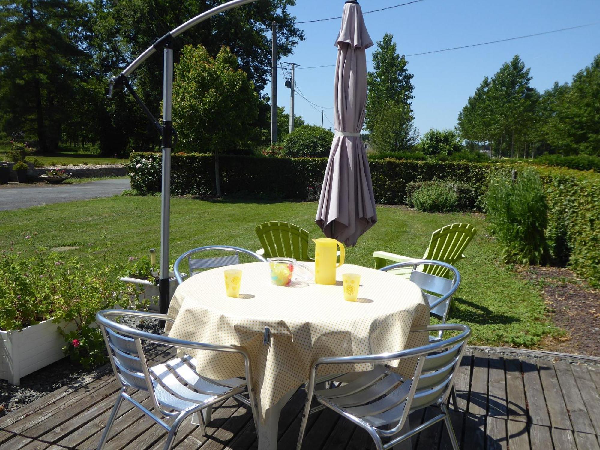 Gite Champetre Avec Piscine Chauffee, Cheminee, Et Terrasse En Plein Sud - Fr-1-410-131 La Chapelle-aux-Choux Εξωτερικό φωτογραφία